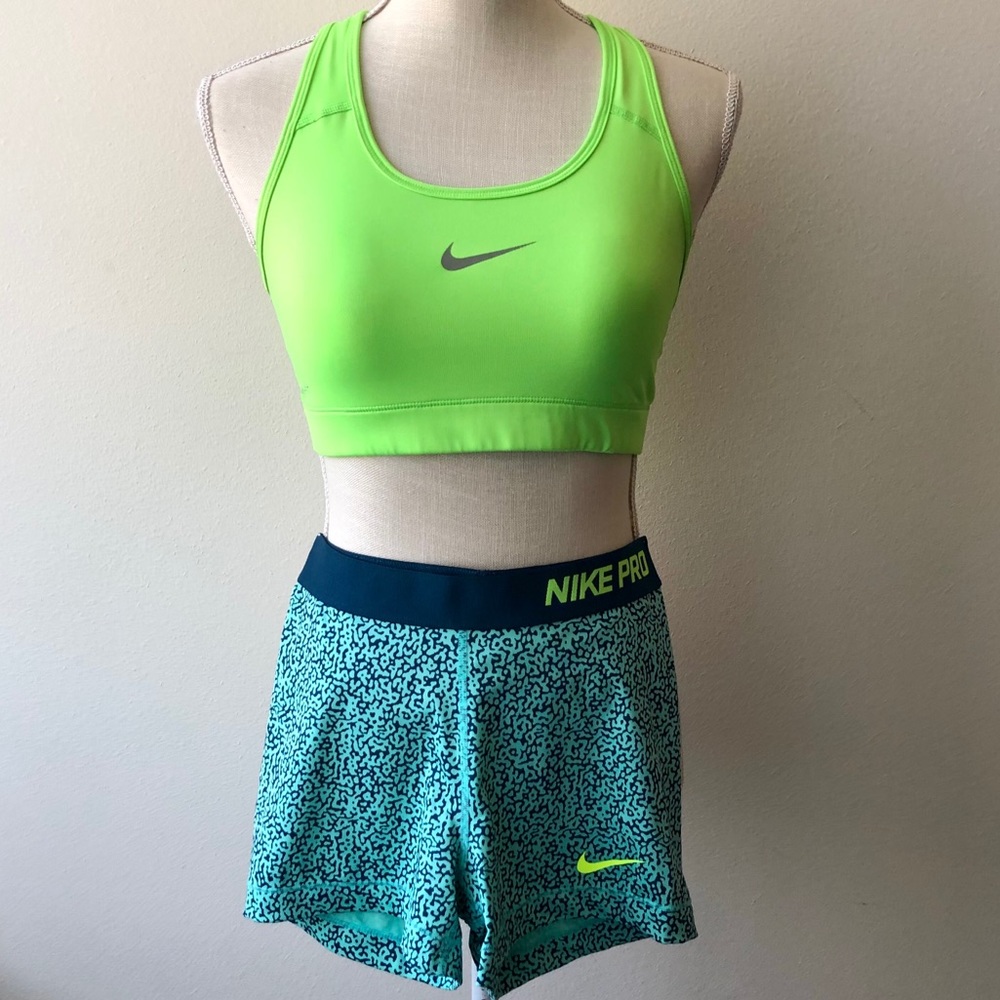 Nike Pro Athletic Set